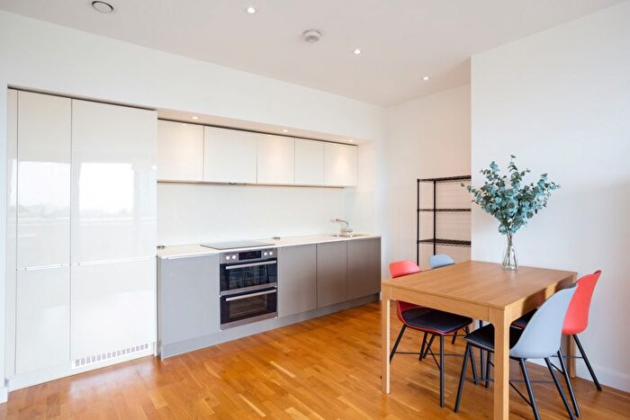 1 Bedroom Flat To Rent In Colonial Drive, Bollo Lane, London, W4