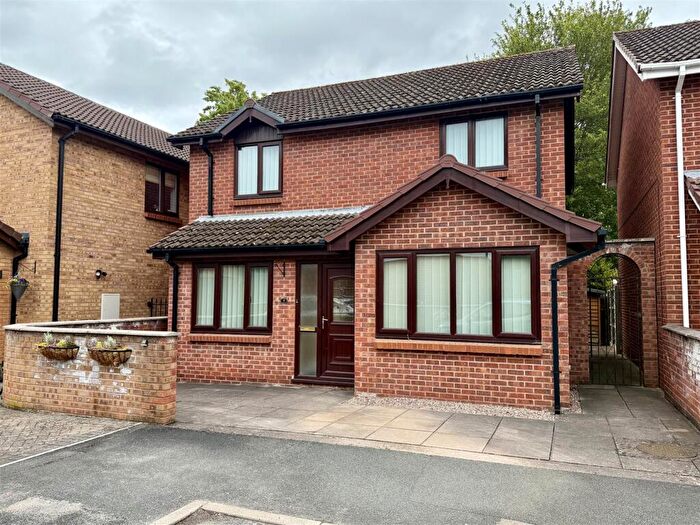 3 Bedroom House For Sale In Deacons Field, Hereford, HR1