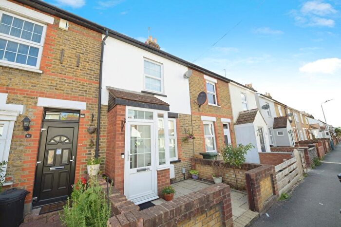 2 Bedroom Terraced House For Sale In Melville Road, Rainham, RM13