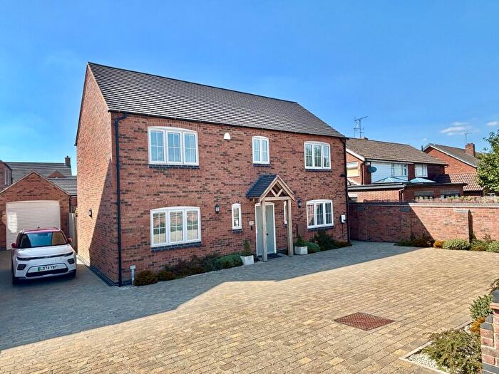 4 Bedroom Detached House For Sale In Lutterworth Road, Blaby, Leicester, Leicestershire., LE8
