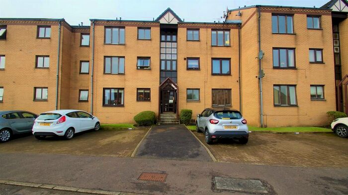 2 Bedroom Flat To Rent In Castle Court, Kirkintilloch, G66