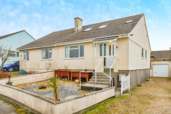 3 Bedroom Bungalow For Sale In Trinity Close, Bere Alston, Yelverton, Devon, PL20