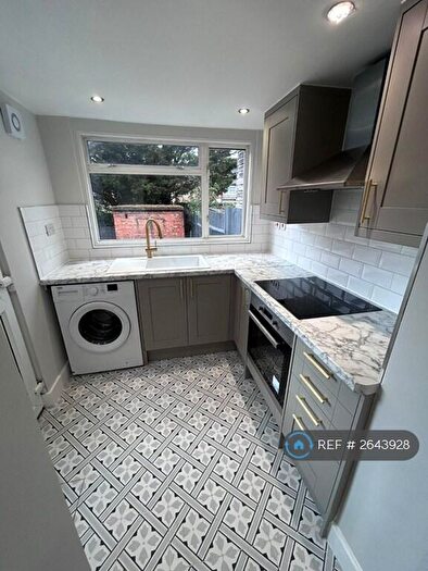 3 Bedroom Semi-Detached House To Rent In Grange Park Road, Thornton Heath, CR7