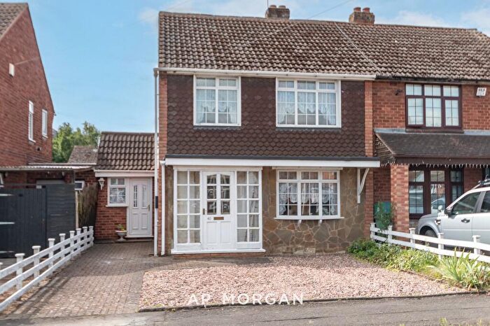 3 Bedroom Semi Detached House For Sale In Marley Road, Kingswinford, West Midlands, DY6