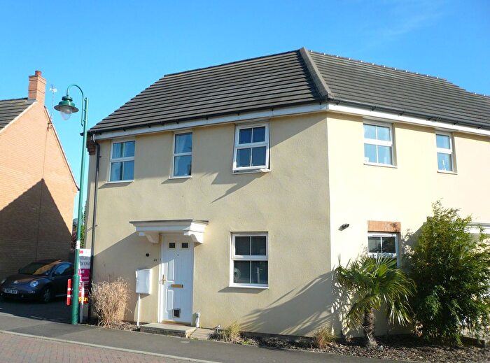 2 Bedroom Maisonette To Rent In Leaf Avenue, Hampton Hargate, Peterborough, PE7