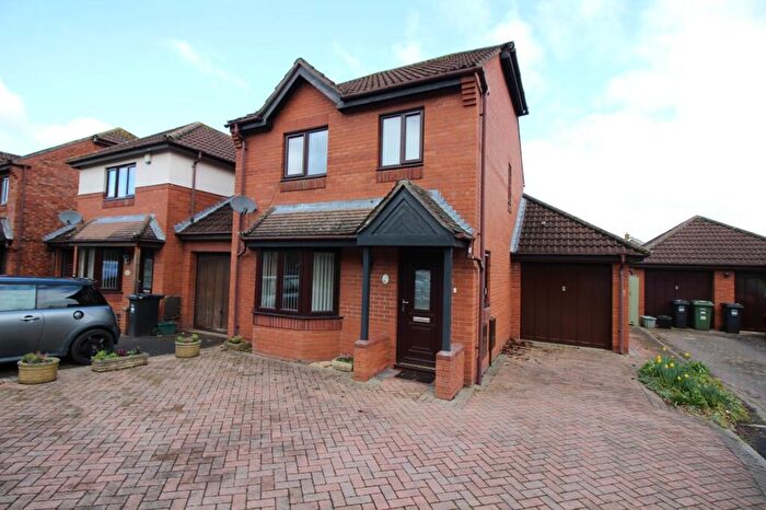 3 Bedroom Semi-Detached House To Rent In Myrtle Gardens, Yatton, BS49