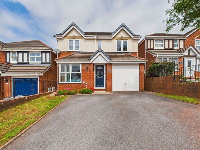 4 Bedroom Detached House For Sale In Trelissick Road, Paignton, TQ3