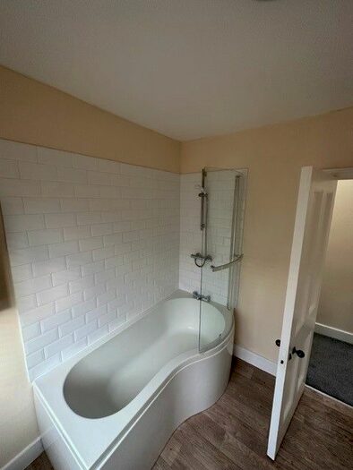 2 Bedroom Terraced House To Rent In Mill Street, Bedford, MK40