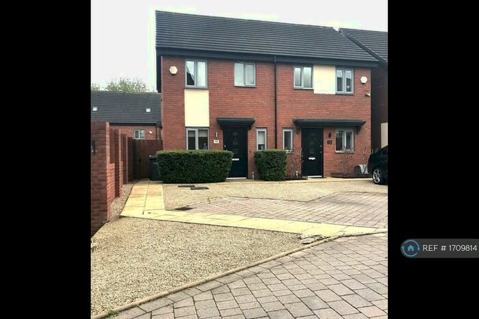 2 Bedroom Semi-Detached House To Rent In Little Burton Drive, Tipton, DY4