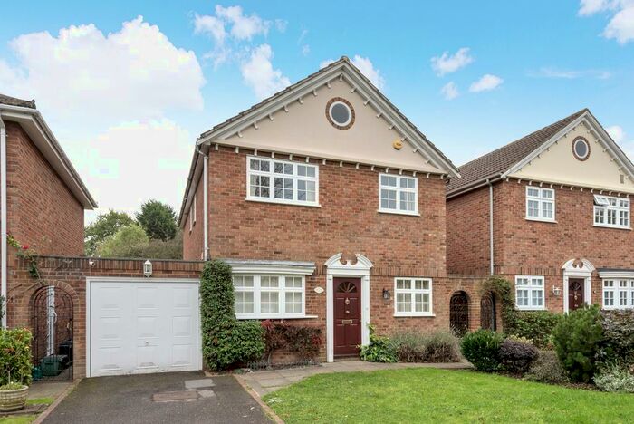 4 Bedroom Detached House To Rent In Perry Hall Road, Orpington, BR6