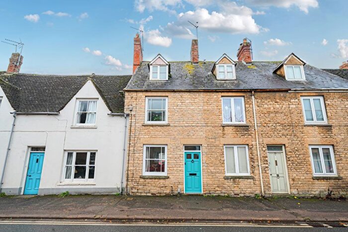3 Bedroom Terraced House For Sale In Witney, Oxfordshire, OX28