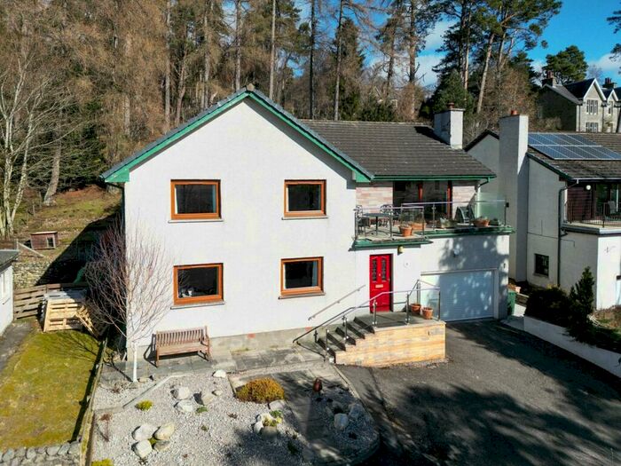 5 Bedroom Detached House For Sale In Newtonmore Road, Kingussie, PH21