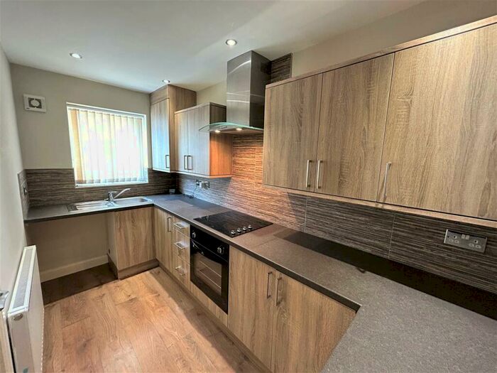 1 Bedroom Apartment To Rent In Flat Eley Court, Halesowen Street, Rowley Regis, B65