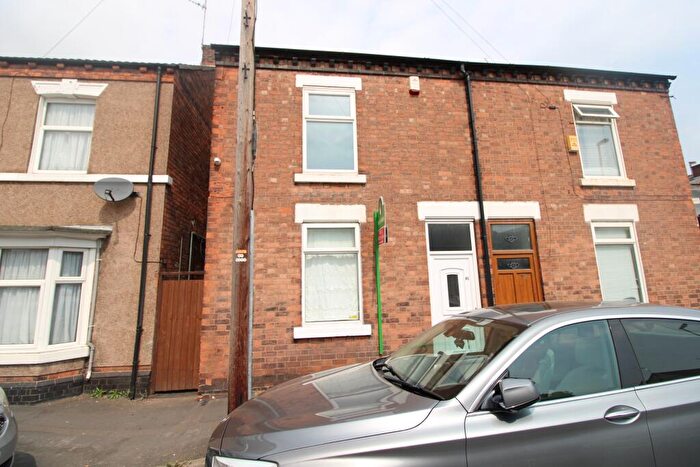 2 Bedroom Terraced House To Rent In Victoria Crescent, Staffordshire, Burton Upon Trent, DE14