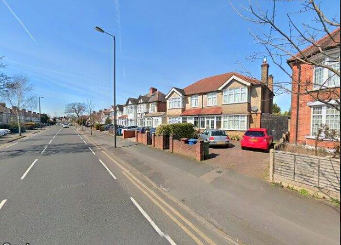 1 Bedroom Flat To Rent In Headstone Gardens, Harrow, HA2