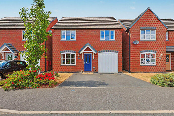 4 Bedroom Detached House For Sale In Burton Street, Wingerworth, Chesterfield, S42