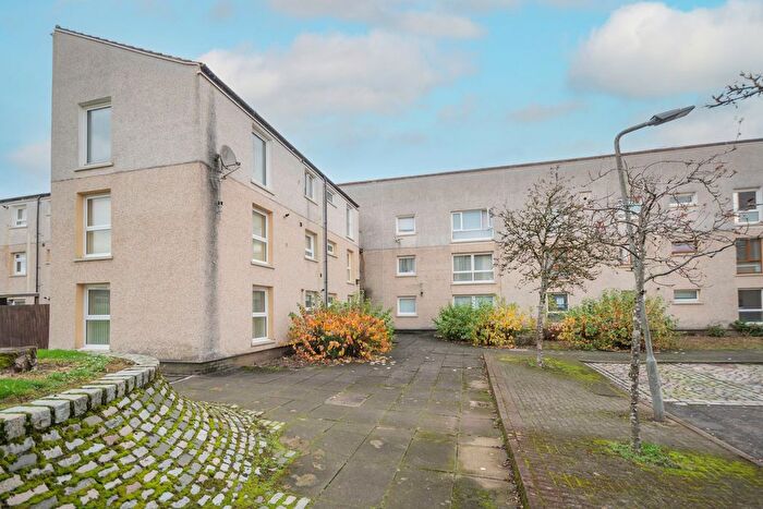 2 Bedroom Flat For Sale In Oak Road, Cumbernauld, G67