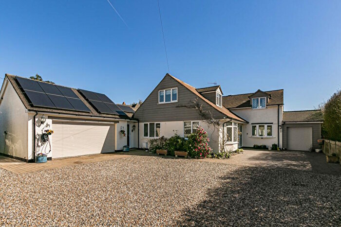 4 Bedroom Detached House For Sale In Titmore Green, Little Wymondley, Hitchin, SG4