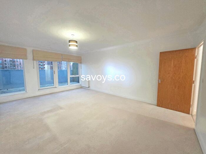 3 Bedroom Flat To Rent In Telegraph Avenue, Colindale, NW9
