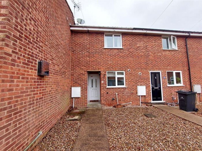 2 Bedroom Terraced House To Rent In Banwell Close, Mickleover, DE3