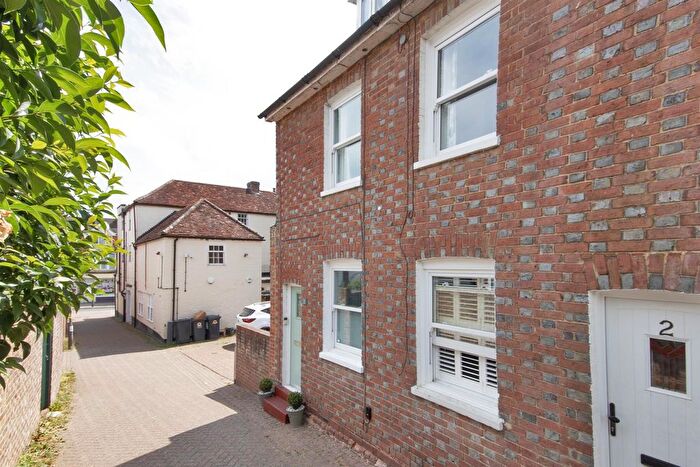 2 Bedroom Terraced House For Sale In School Lane, Hadlow, TN11
