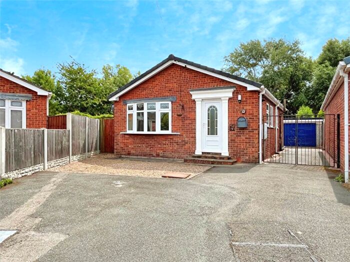 2 Bedroom Bungalow For Sale In Charles Close, Ilkeston, Derbyshire, DE7