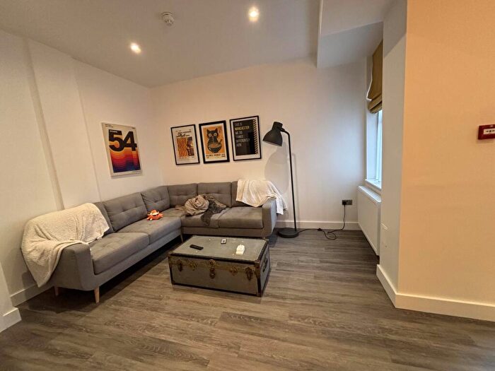 6 Bedroom Terraced House To Rent In Filey Road, Fallowfield, M14