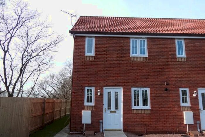 2 Bedroom Terraced House To Rent In Tonyrefail, Porth, CF39