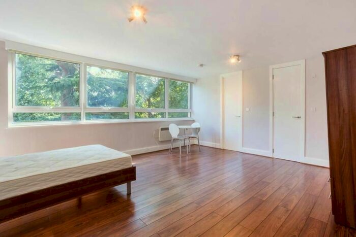 Studio To Rent In Hornsey Lane, Highgate, N6