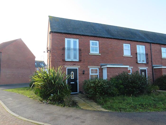 2 Bedroom House To Rent In Marmion Close, Market Harborough, LE16