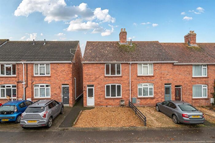 3 Bedroom End Of Terrace House For Sale In Vernalls Road, Sherborne, Dorset, DT9