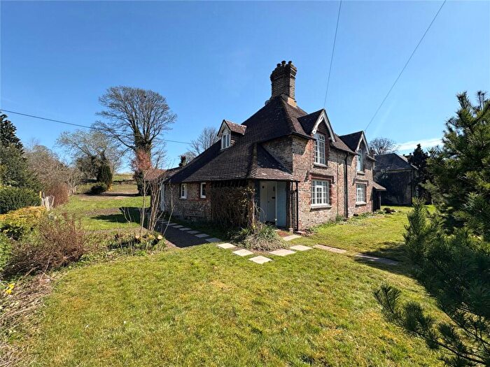 2 Bedroom Semi-Detached House To Rent In East Tisted, Alton, Hampshire, GU34