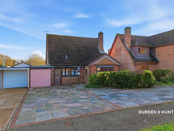 3 Bedroom Detached Bungalow For Sale In Shortcroft, Kelvedon Hatch, CM15