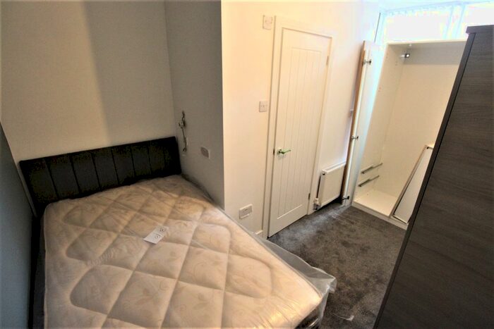 5 Bedroom Terraced House To Rent In Welland Road, Coventry, CV1