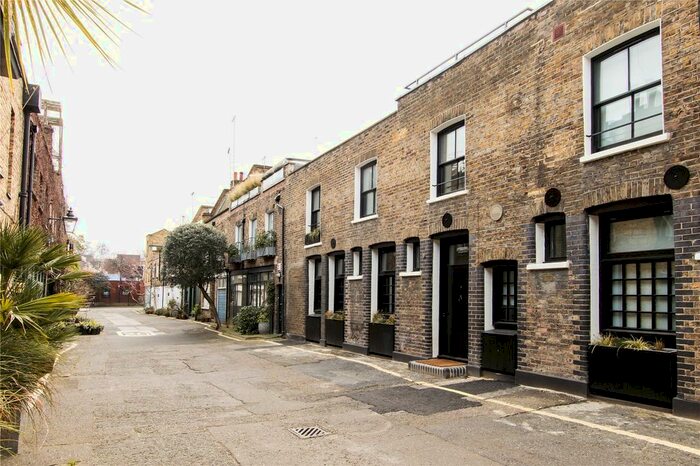 2 Bedroom Detached House To Rent In Doughty Mews, London, WC1N