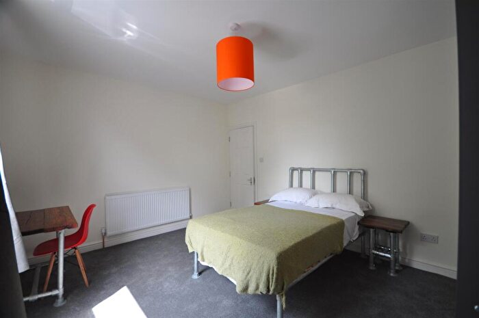 3 Bedroom Terraced House To Rent In Slack Lane, Derby, - Students /, DE22