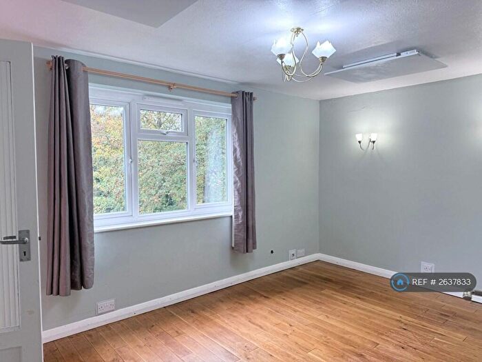 2 Bedroom Flat To Rent In Downs Court Road, Purley, CR8