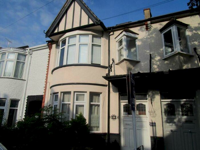 1 Bedroom Ground Flat To Rent In Westbourne Grove, Westcliff-On-Sea, SS0