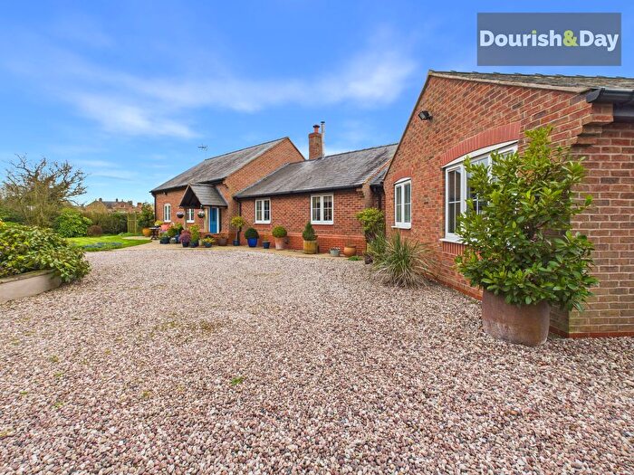 4 Bedroom Detached House For Sale In Oldcastle, Malpas, SY14