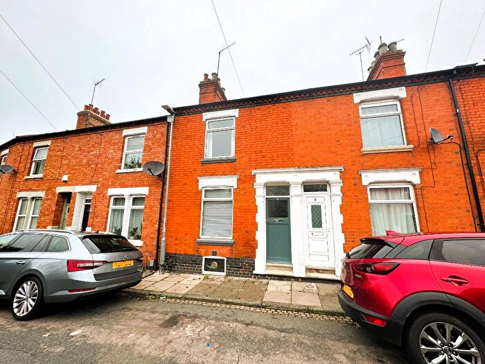 2 Bedroom Terraced House To Rent In Washington Street, Northampton, NN2