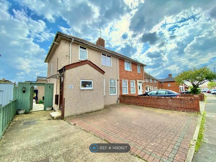 3 Bedroom Semi-Detached House To Rent In Paulhan Road, Harrow, HA3