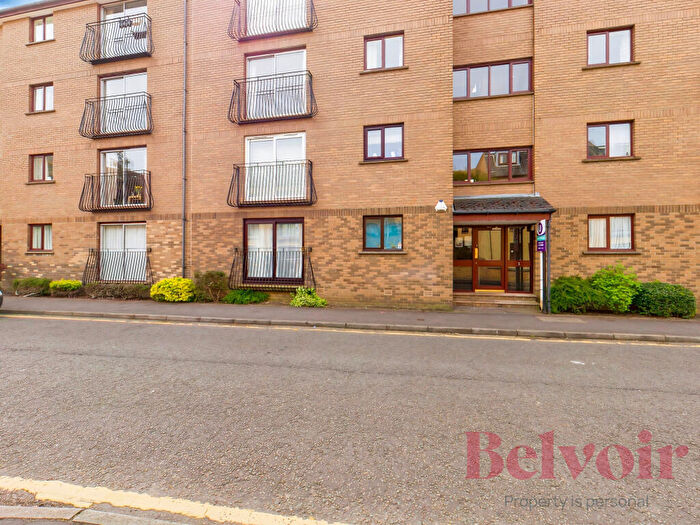 2 Bedroom Flat To Rent In East Parkside, Newington, Edinburgh, EH16