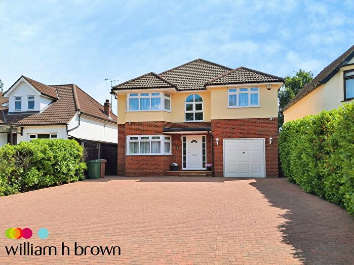 4 Bedroom Detached House To Rent In Chelmsford Road, Shenfield, Brentwood, CM15