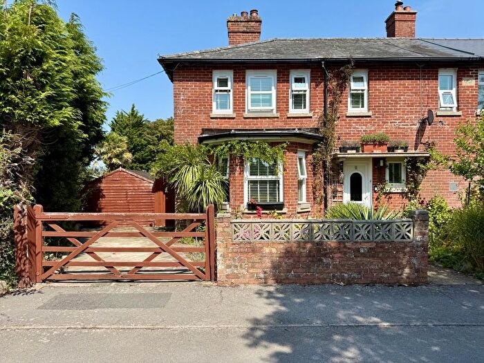 3 Bedroom Semi-Detached House For Sale In Tristan Close, Calshot, Southampton, SO45