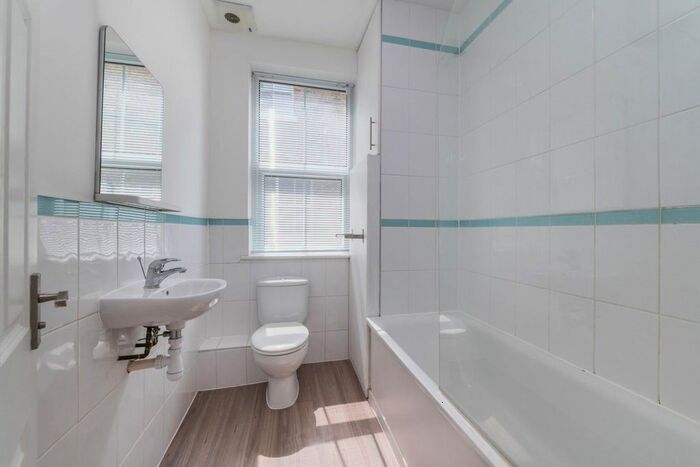 Studio To Rent In West End Lane, West Hampstead, NW6