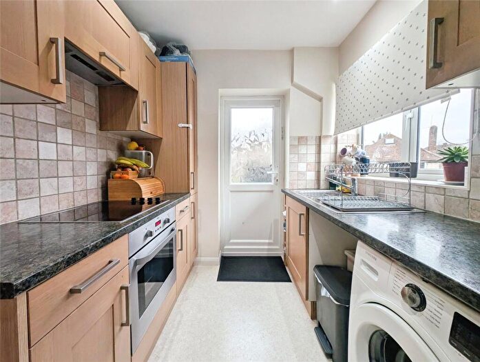 2 Bedroom Semi-Detached House For Sale In Ferndene Way, Southampton, Hampshire, SO18