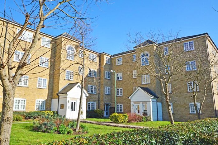 2 Bedroom Flat To Rent In Elizabeth Fry Place, Shooters Hill, London, SE18