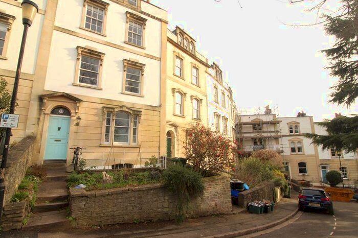 1 Bedroom Flat To Rent In Camden Terrace, Clifton/ Harbour Side, BS8