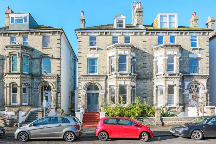 1 Bedroom Flat For Sale In Salisbury Road, Hove, BN3