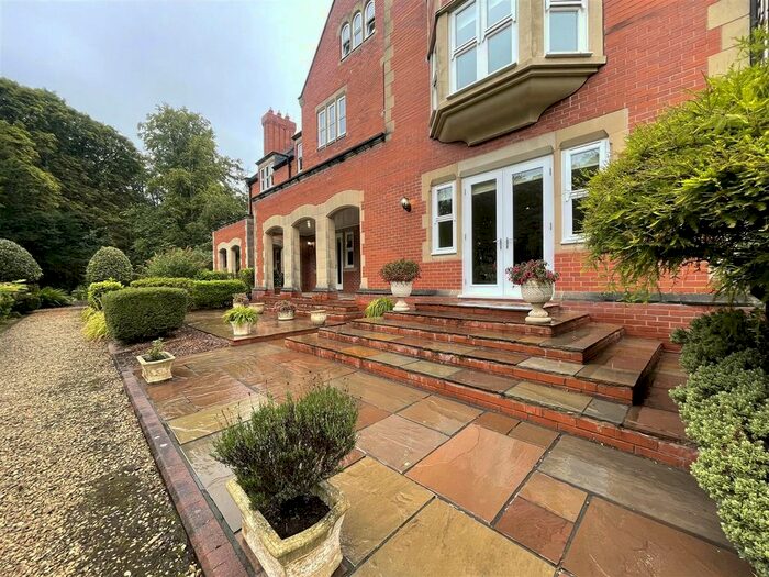 2 Bedroom Flat For Sale In Lodge Lane, Singleton, Poulton-Le-Fylde, FY6